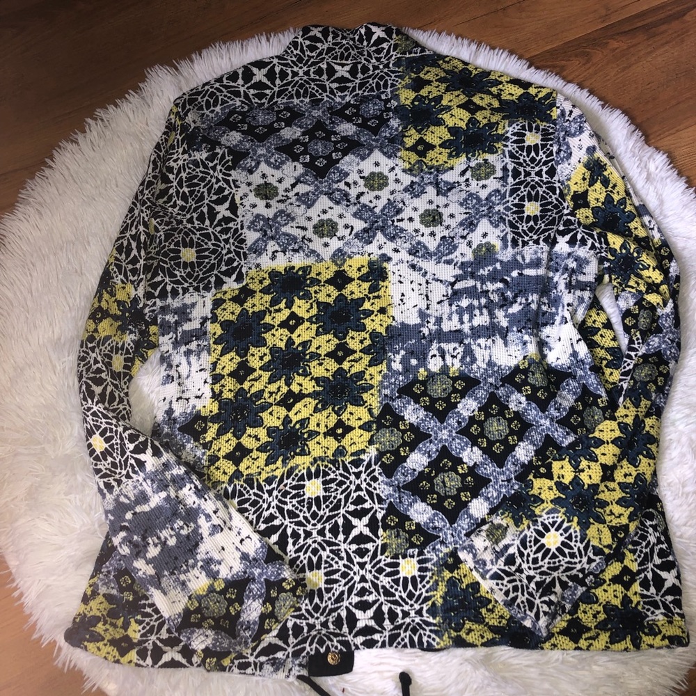 100% cotton button up jacket. - Picture 4 of 4